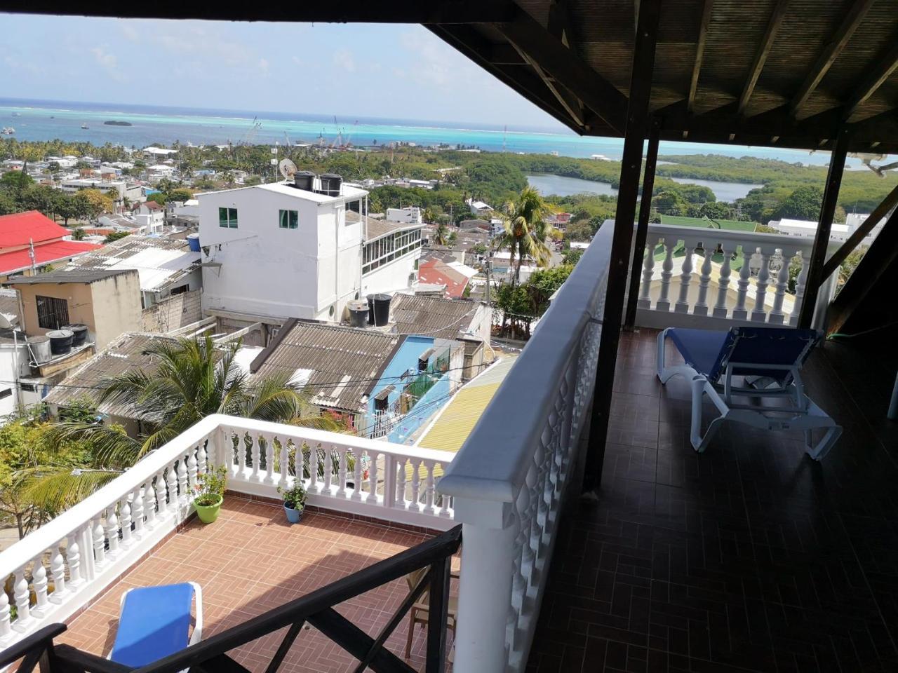 Apartamentos Turisticos Agua Luna San Andrés エクステリア 写真